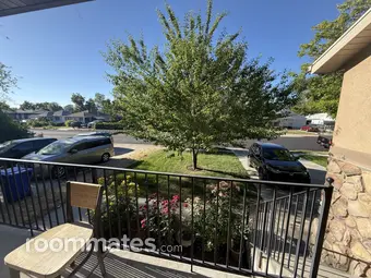 Room for rent in South Salt Lake, UT $935, house