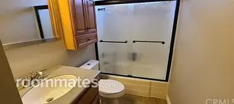 Room for rent in Riverside, CA $2000, house
