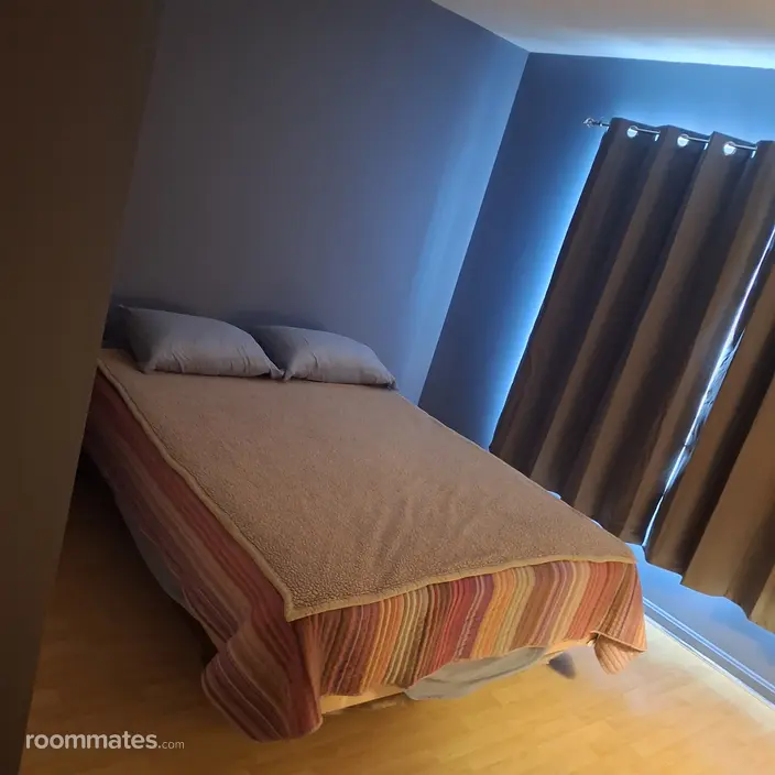 Room for rent in Baltimore, MD $700, townhouse