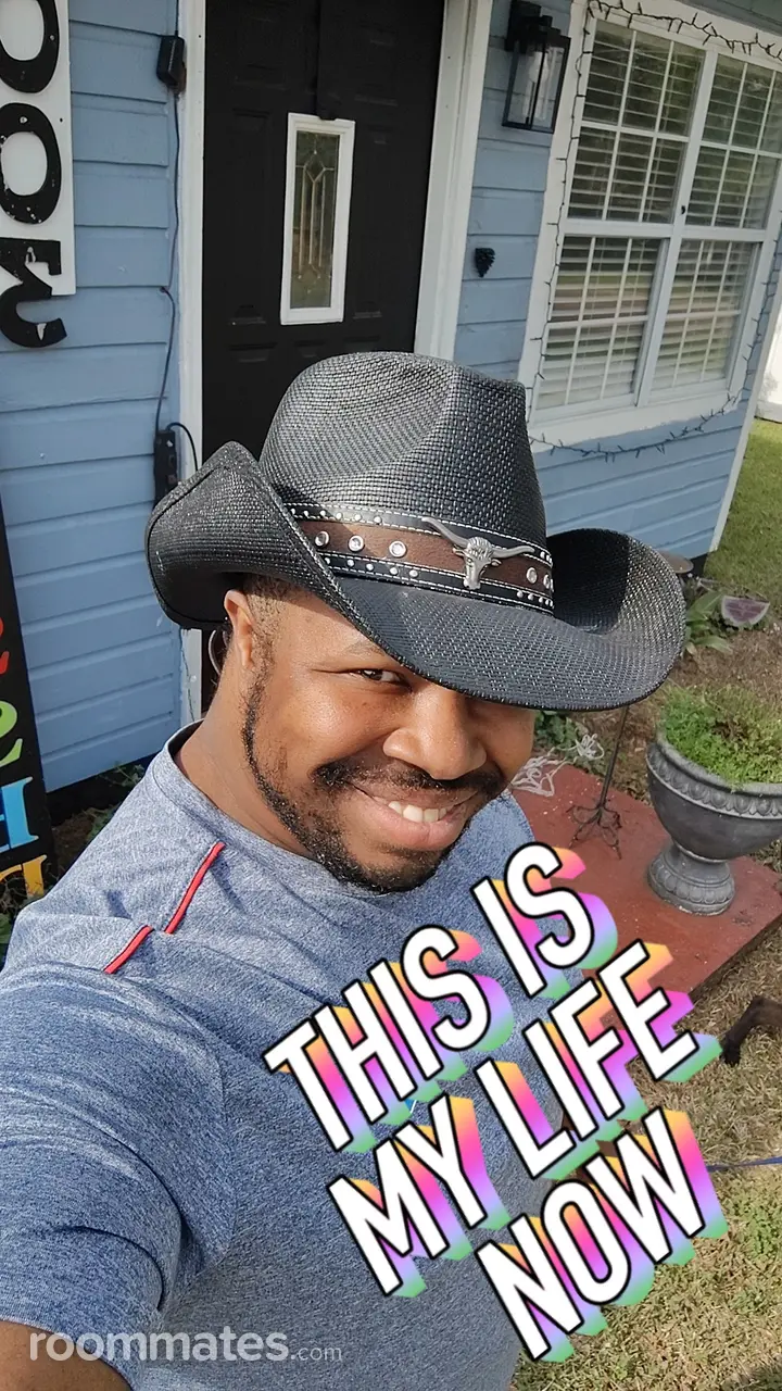 Profile photo 4 of 7