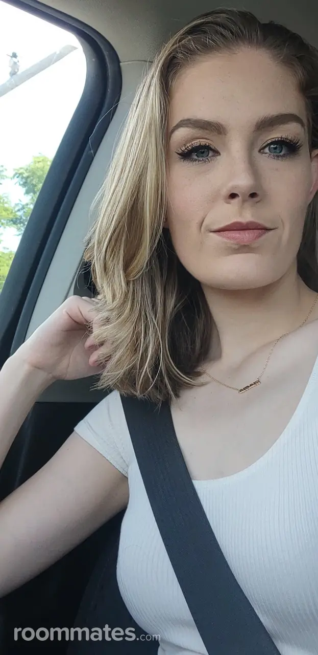 Profile photo 6 of 9