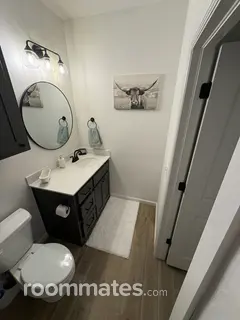 Room for rent in Blanchard, OK $800, house
