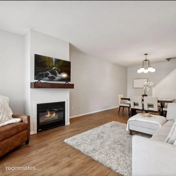 Room for rent in Chaska, MN $1000, townhouse