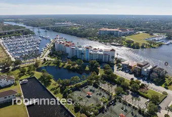 Room for rent in Palm Coast, FL $875, condo