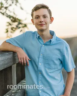 Roommate looking Boston, MA, $2000
