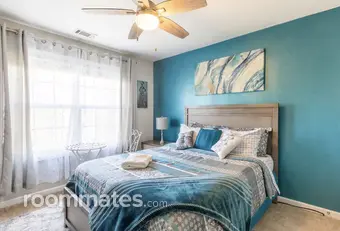 Room for rent in Snellville, GA $875, house