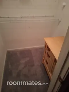Room for rent in Yorktown, VA $800, townhouse