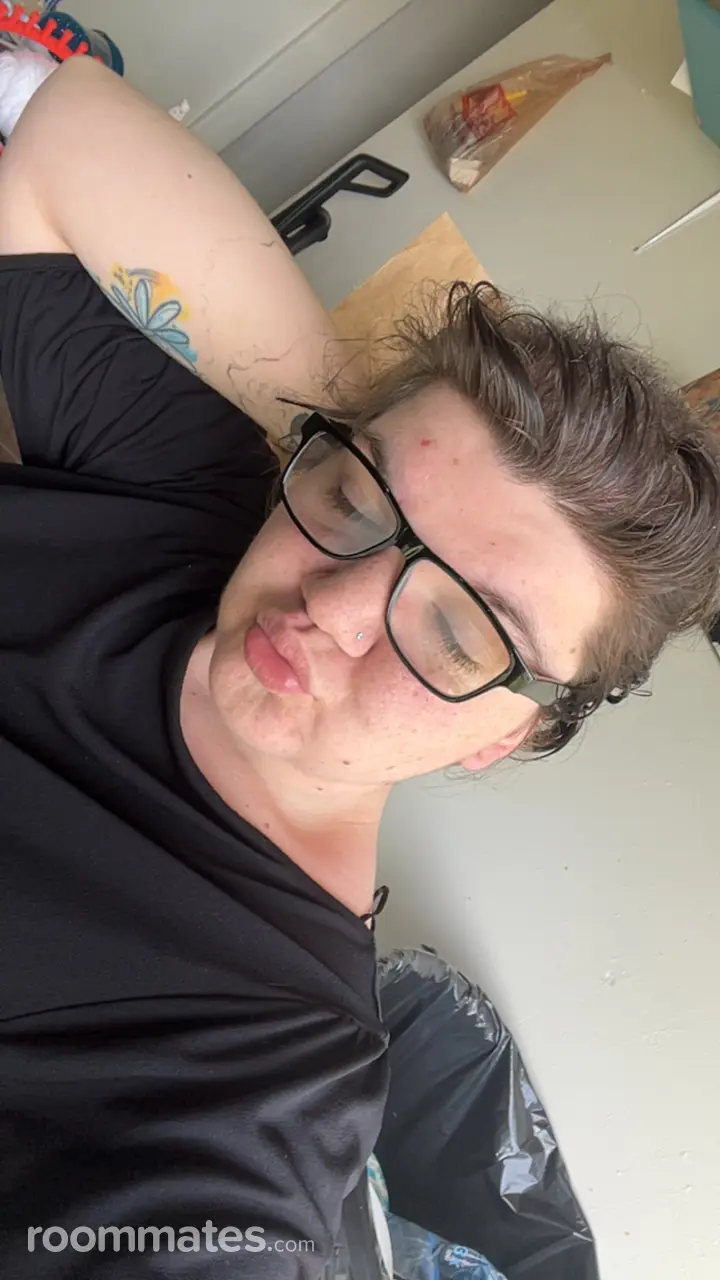 Profile photo 5 of 5