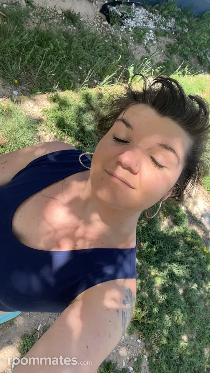 Profile photo 3 of 5