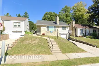Room for rent in Omaha, NE $900, house