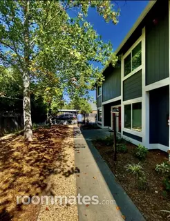 Room for rent in Healdsburg, CA $1200, townhouse