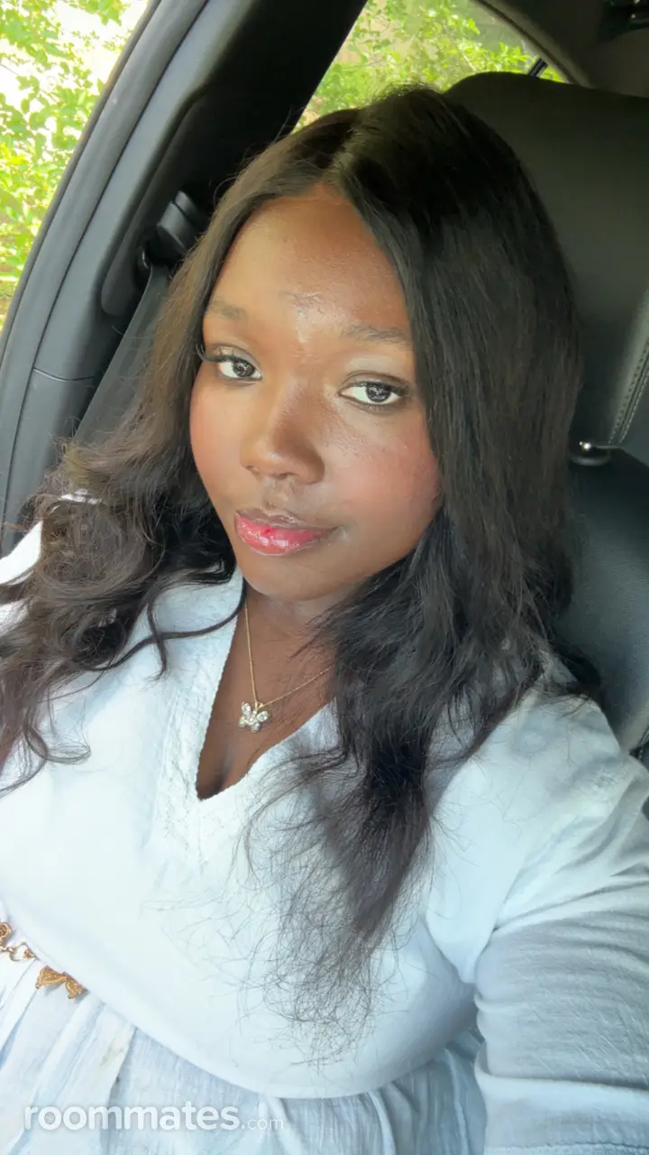 Profile photo 5 of 5