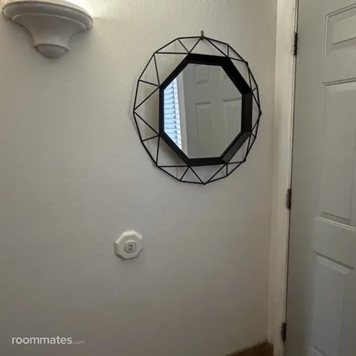 Room for rent in Tempe, AZ $650, condo