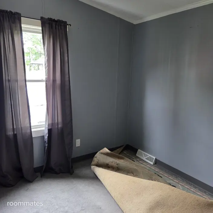 Room for rent in Augusta, ME $1250, house
