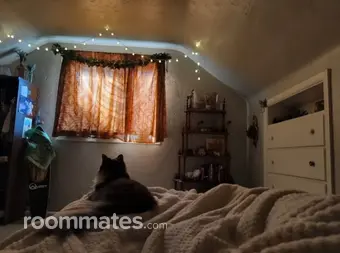 Room for rent in Portland, OR $670, house