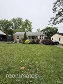 Room for rent in Phoenixville, PA $1200, house