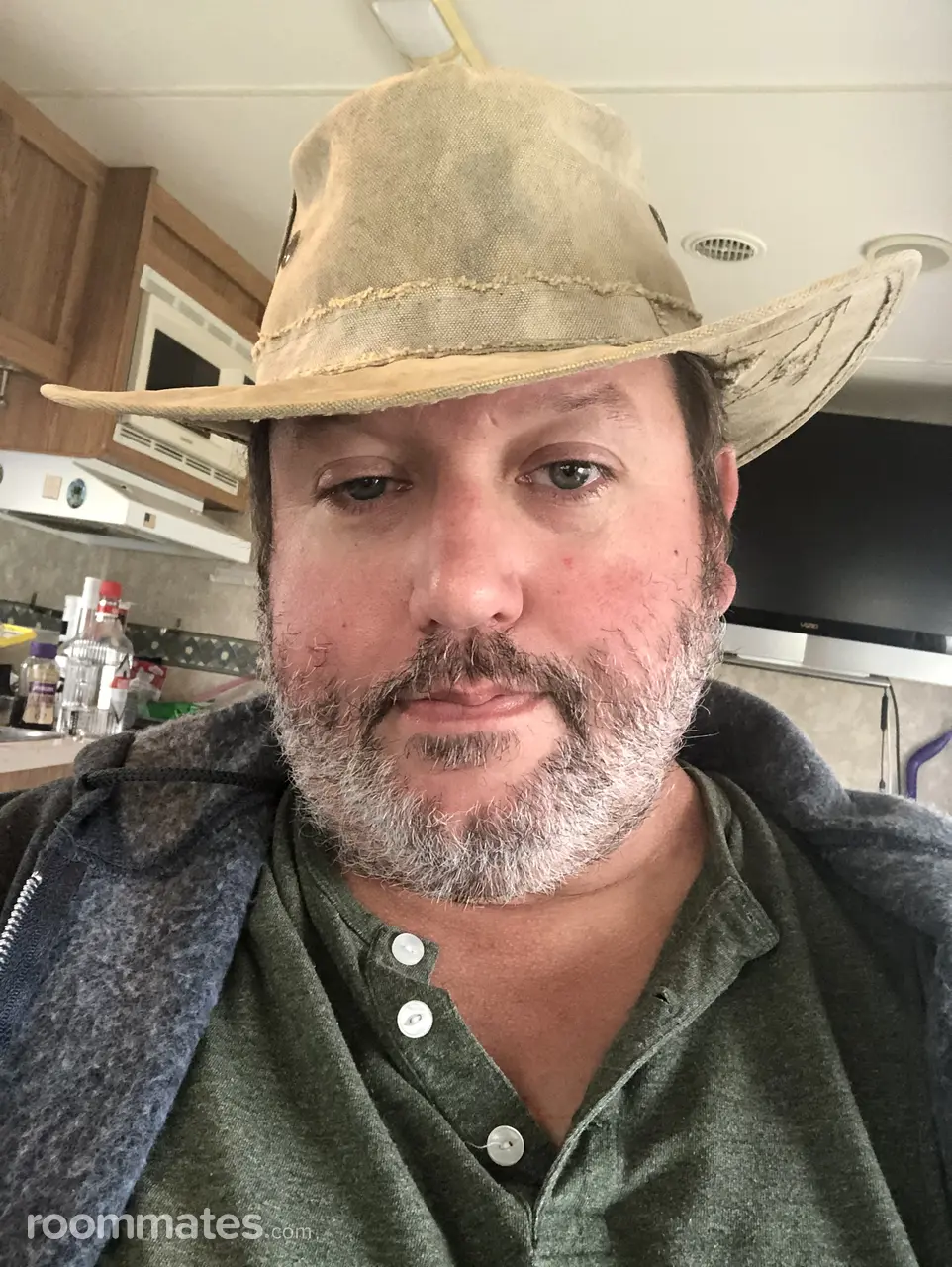 Profile photo 2 of 4