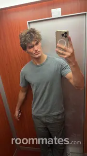 Roommate looking Miami, FL, $2000