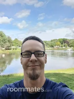 Roommate looking Newark, NJ, $1000