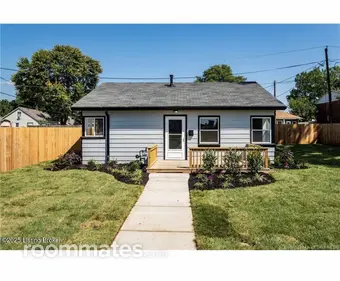 Room for rent in Clarksville, IN $600, house