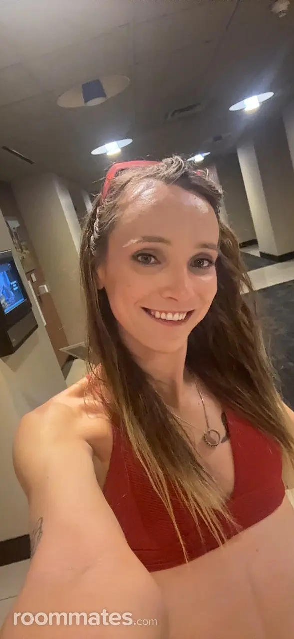 Profile photo 3 of 6