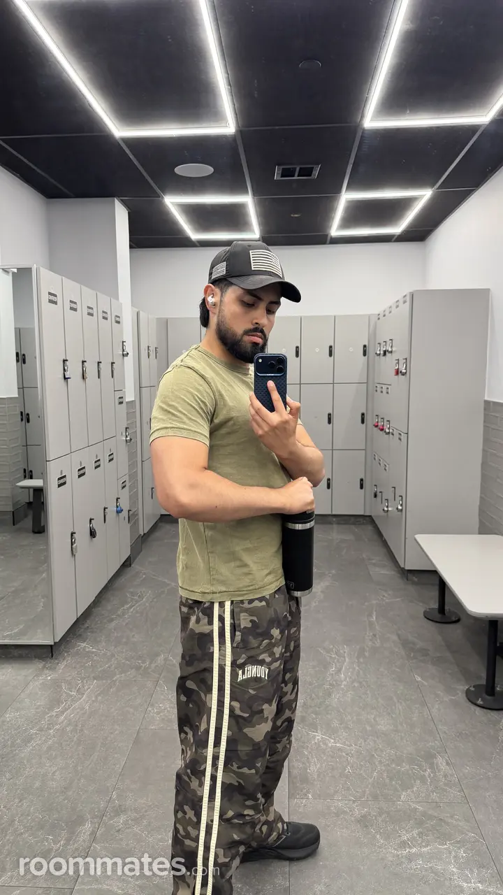 Profile photo 4 of 5