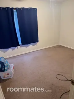 Room for rent in Pensacola, FL $650, townhouse