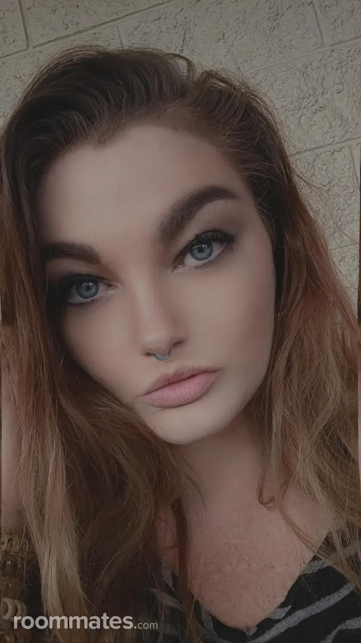 Profile photo 4 of 4