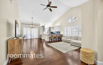 Room for rent in Tampa, FL $1100, house