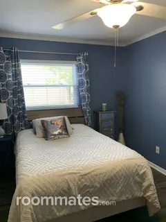 Room for rent in Land O'Lakes, FL $900, house