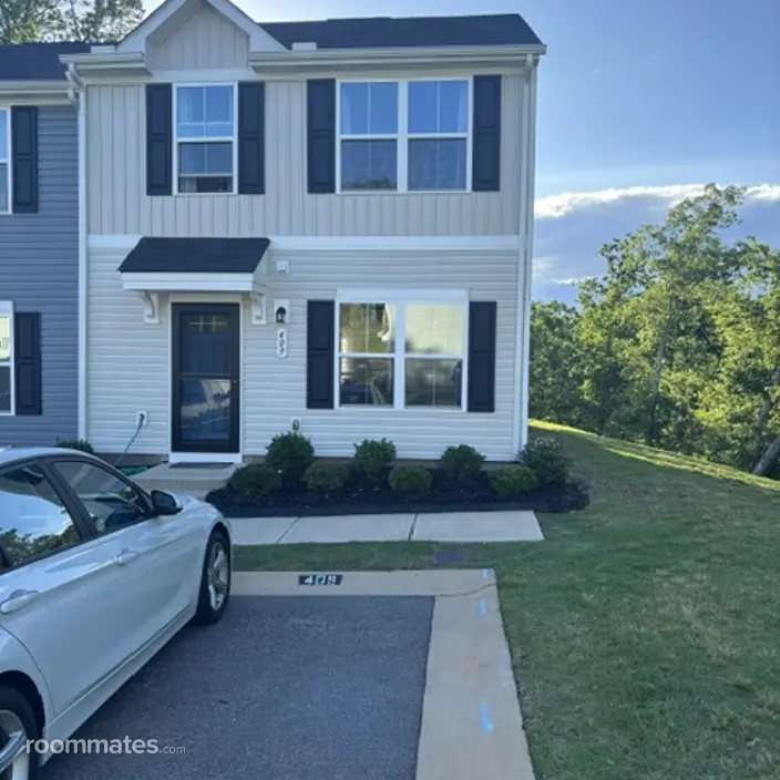 Room for rent in Greer, SC $900, townhouse