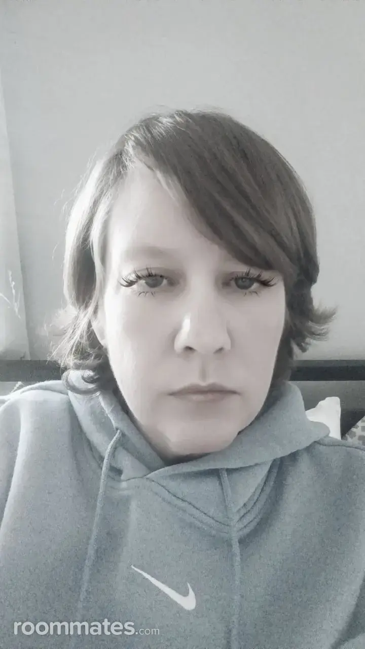 Profile photo 3 of 4