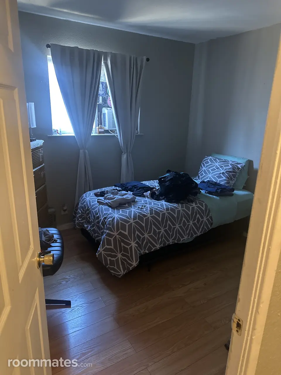 Room for rent in San Jose, CA $1000, house