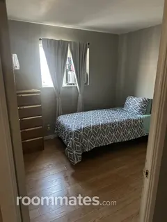 Room for rent in San Jose, CA $1000, house