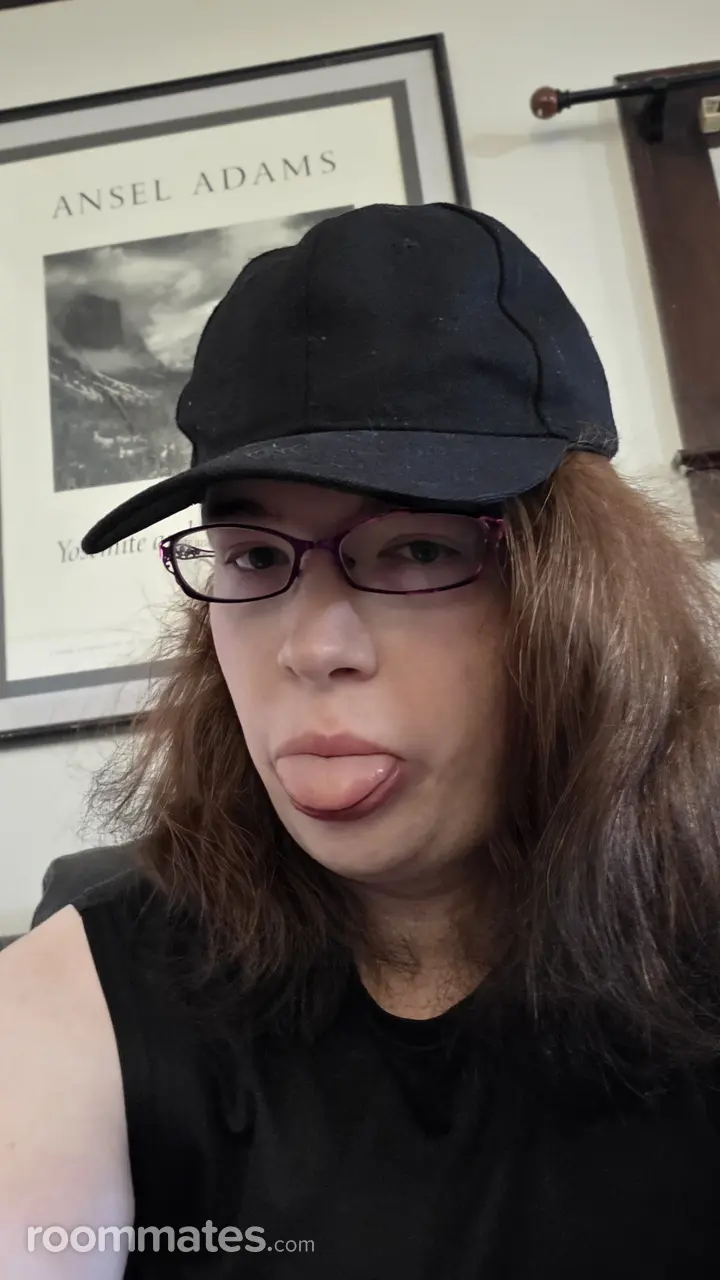 Profile photo 3 of 4