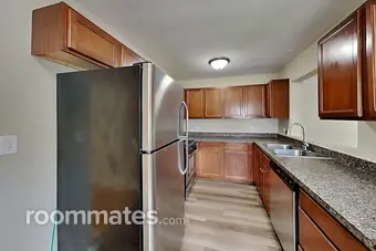 Room for rent in Addison, IL $600, house