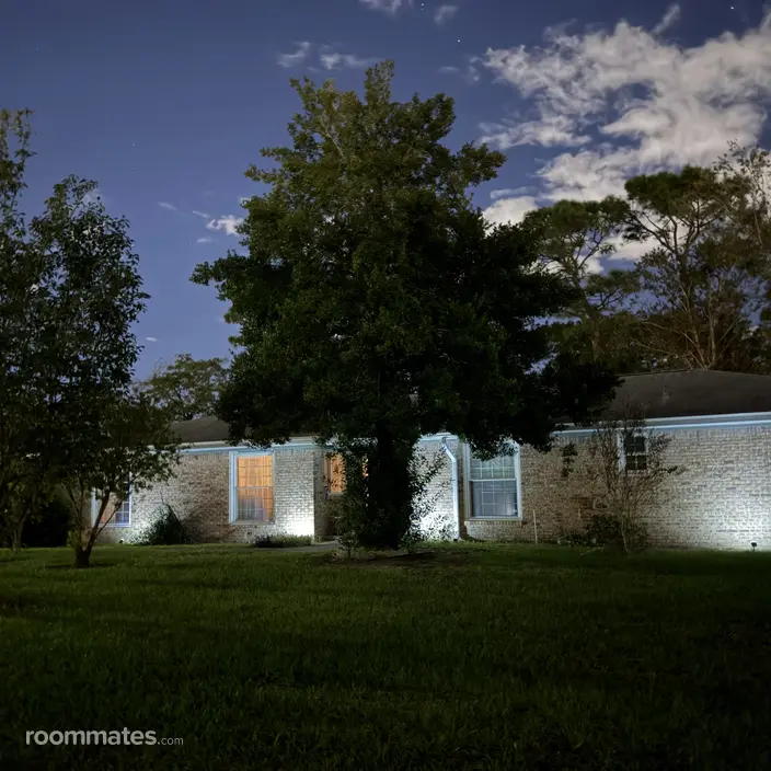 Room for rent in Jacksonville, FL $850, house