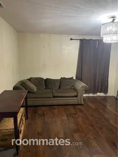 Room for rent in Hemet, CA $800, house