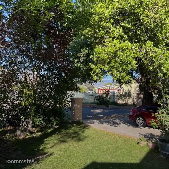 Room for rent in Hemet, CA $800, house