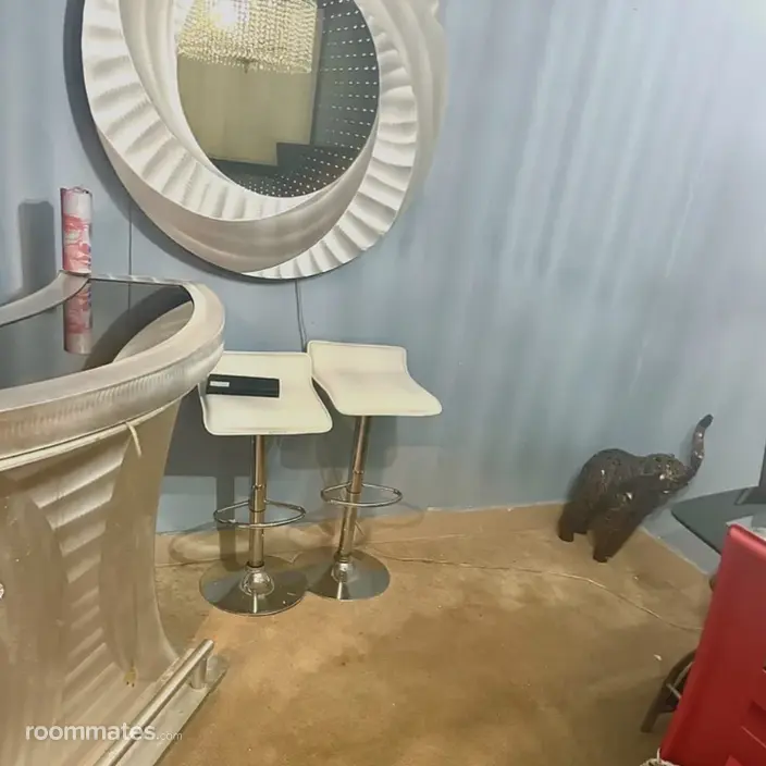 Room for rent in Winsted, CT $950, house
