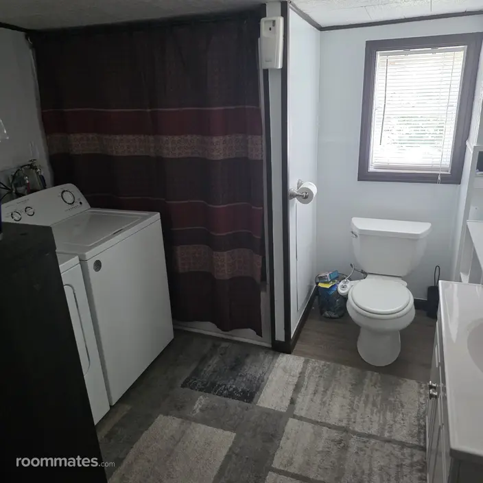 Room for rent in Tyrone, PA $250, house