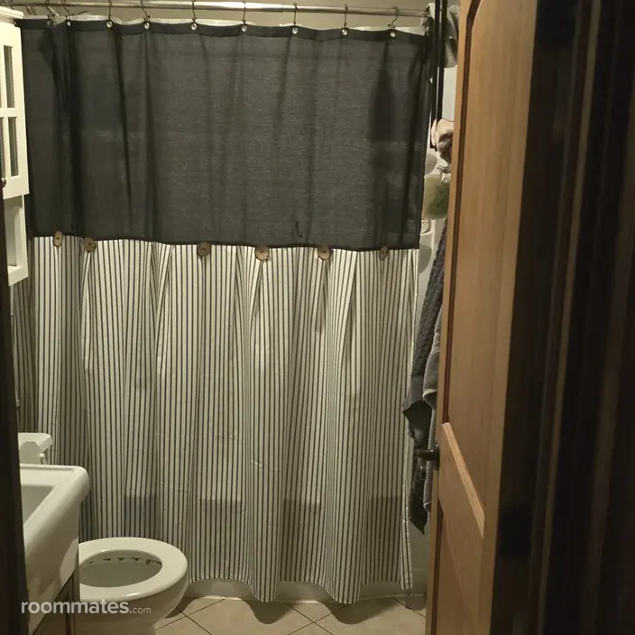 Room for rent in West Milton, OH $600, house
