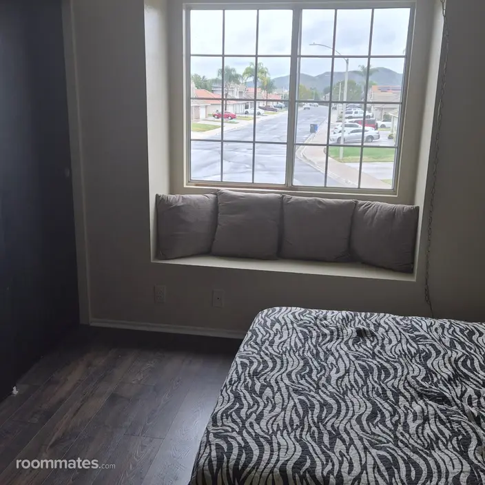 Room for rent in Menifee, CA $750, house