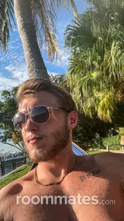 Roommate looking Orlando, FL, $1000