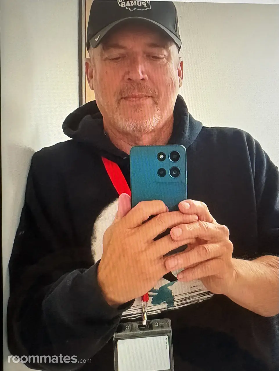 Profile photo 4 of 4