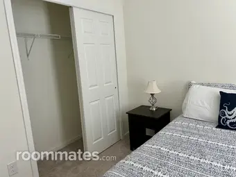 Room for rent in Palm Coast, FL $850, house