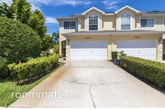 Room for rent in Palm Harbor, FL $1000, townhouse
