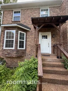 Room for rent in Nashville, TN $1000, townhouse