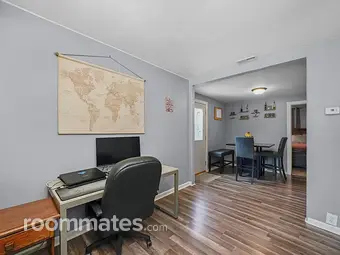 Room for rent in Aurora, IL $850, house