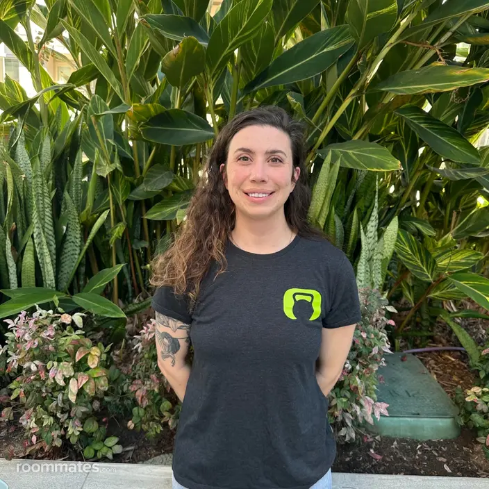 Roommate looking San Diego Country Estates, CA, $900